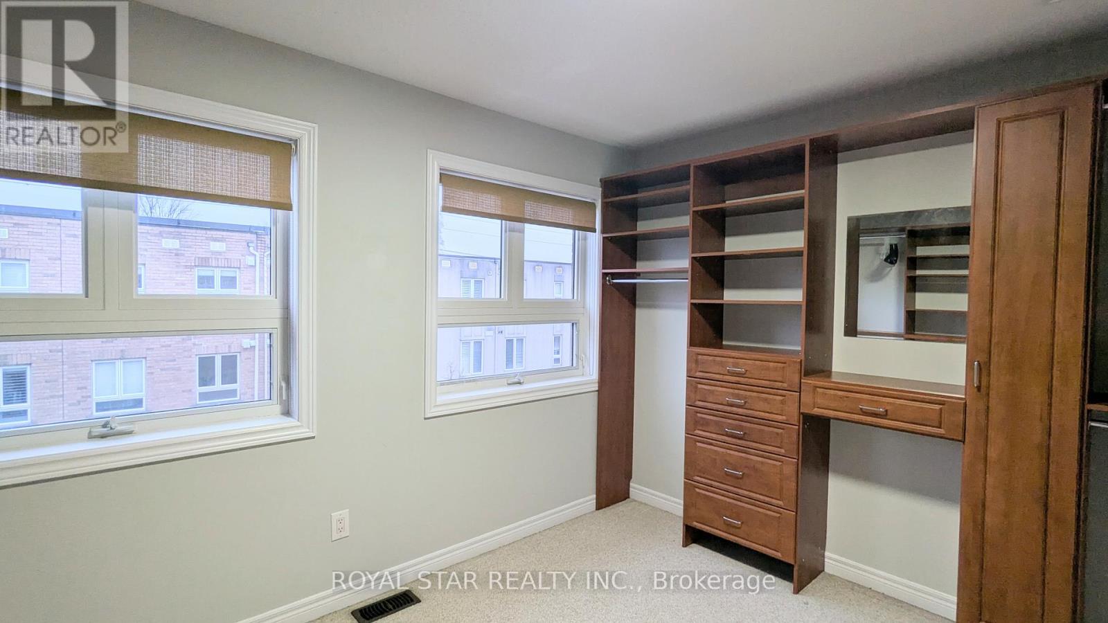 22 Market Garden Mews, Toronto, Ontario  M8Z 0A5 - Photo 13 - W12669384