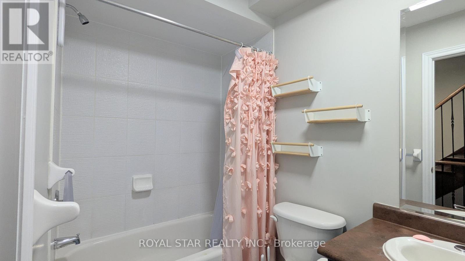 22 Market Garden Mews, Toronto, Ontario  M8Z 0A5 - Photo 16 - W12669384