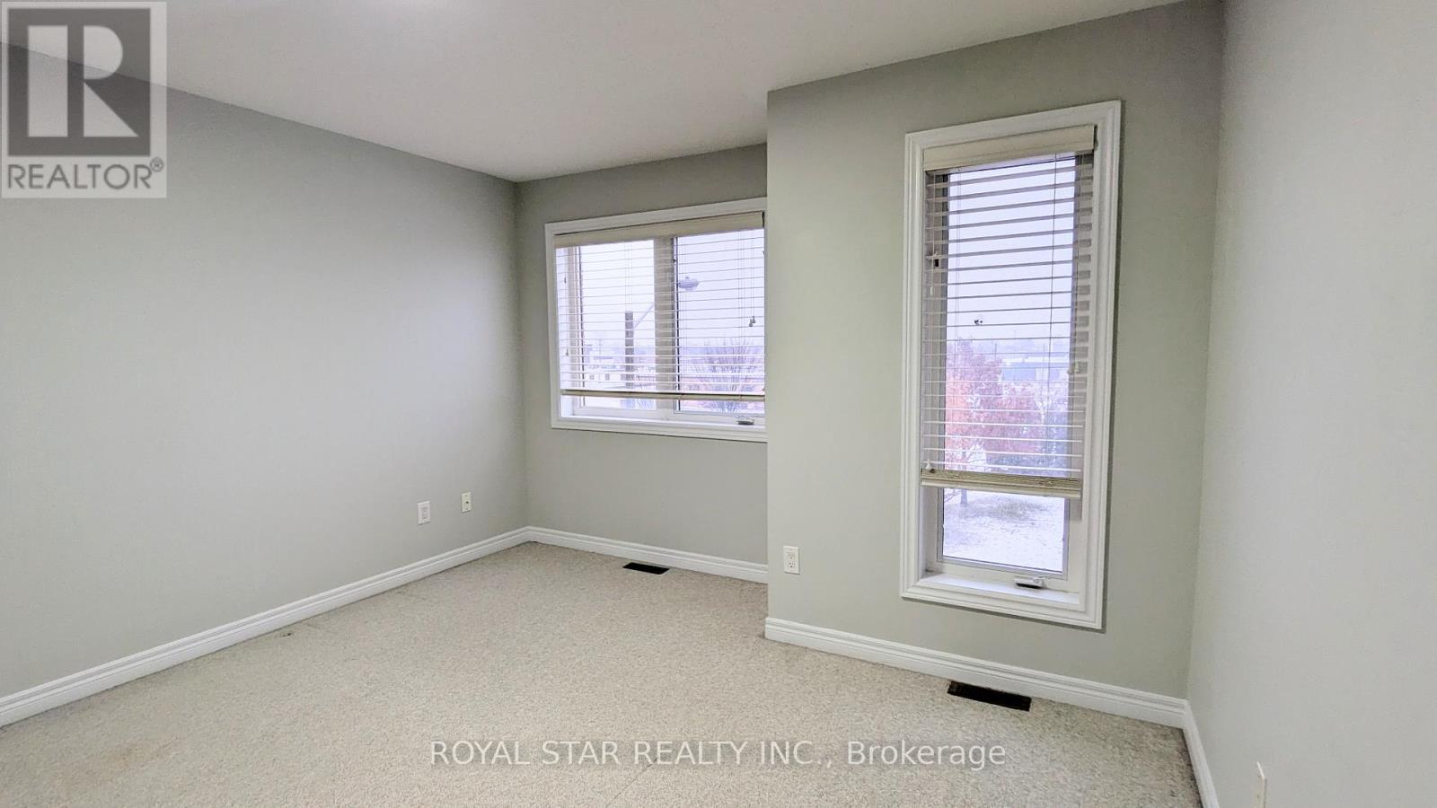 22 Market Garden Mews, Toronto, Ontario  M8Z 0A5 - Photo 8 - W12669384