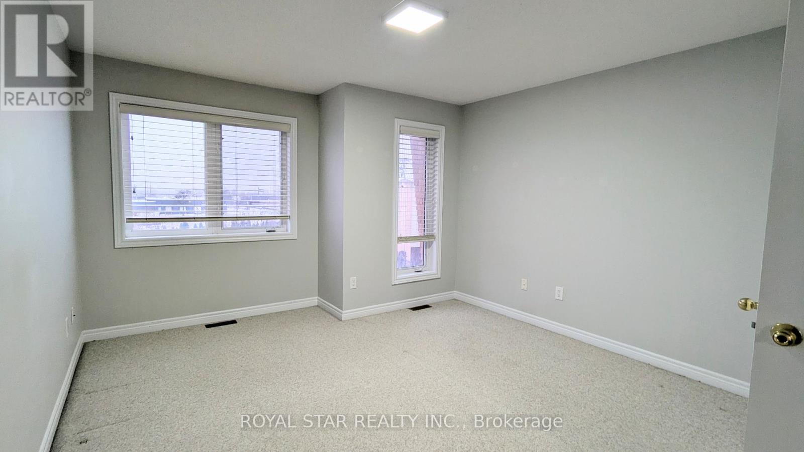 22 Market Garden Mews, Toronto, Ontario  M8Z 0A5 - Photo 9 - W12669384