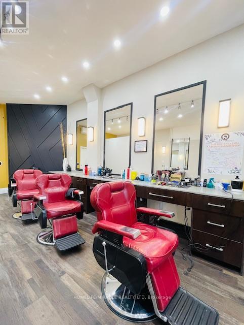 1568 Bloor Street W, Toronto, Ontario  M6P 1A4 - Photo 5 - W12669430