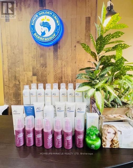 1568 Bloor Street W, Toronto, Ontario  M6P 1A4 - Photo 9 - W12669430