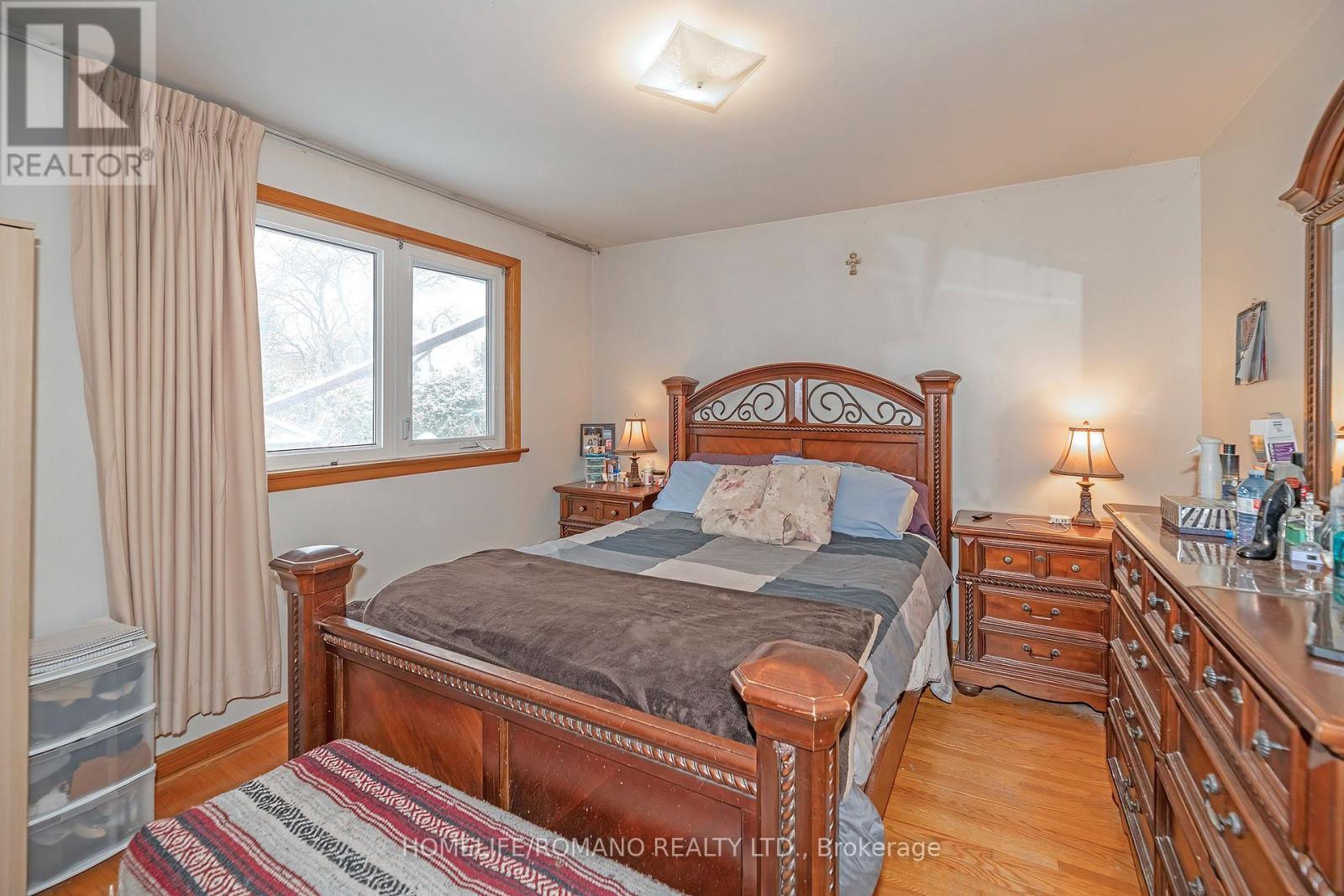 567 Rustic Road, Toronto, Ontario  M6L 1Y2 - Photo 13 - W12669434