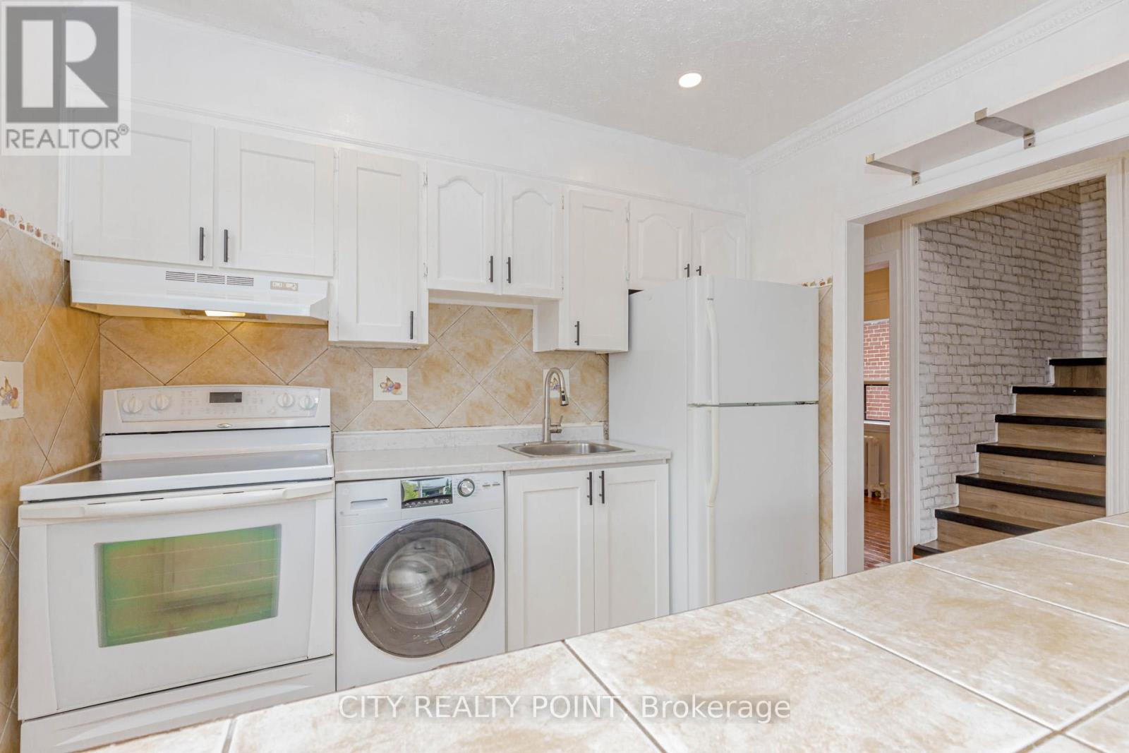 80 Albani Street, Toronto, Ontario  M8V 1X2 - Photo 11 - W12669448