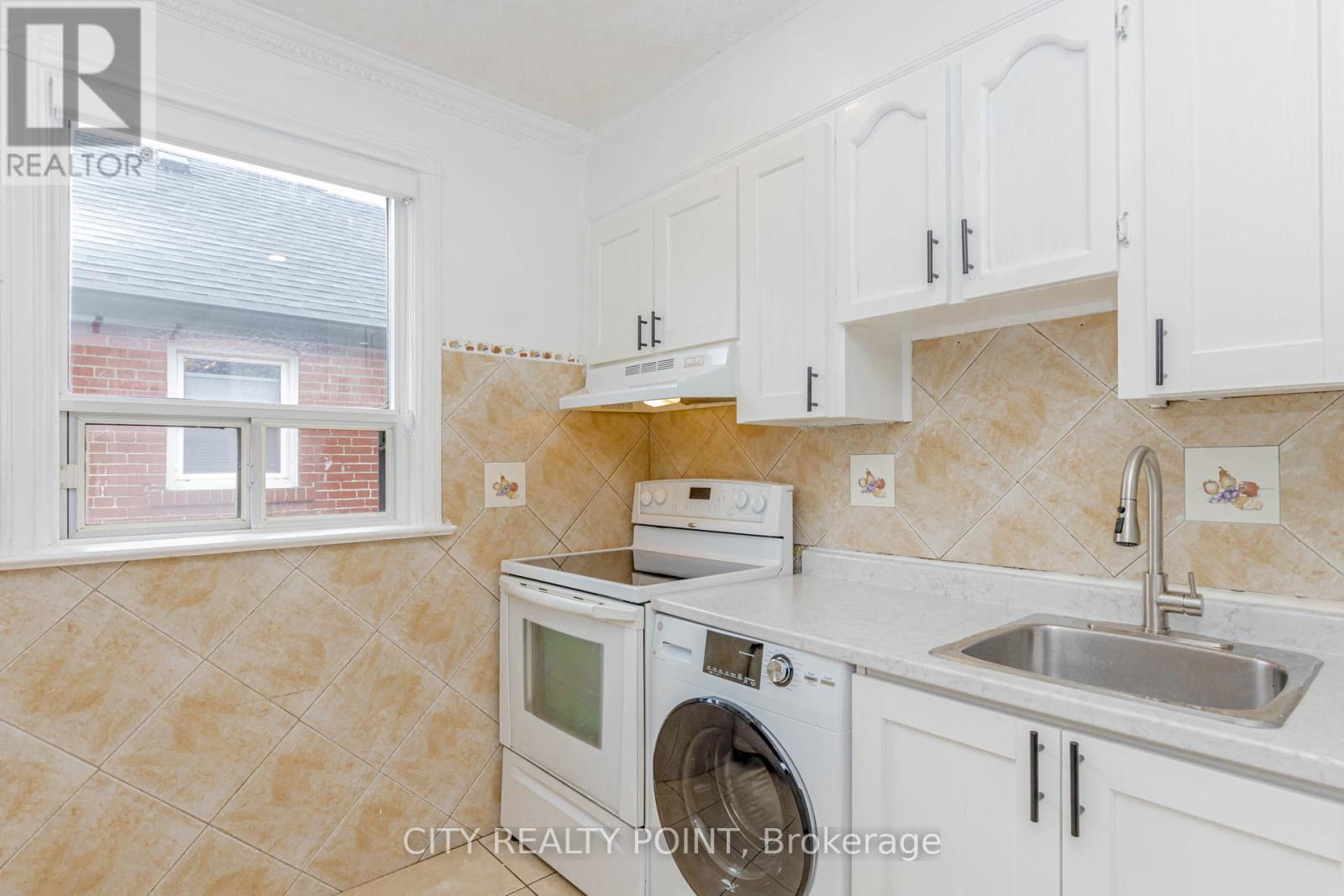 80 Albani Street, Toronto, Ontario  M8V 1X2 - Photo 13 - W12669448
