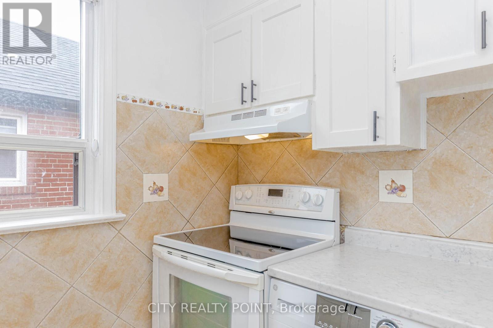 80 Albani Street, Toronto, Ontario  M8V 1X2 - Photo 14 - W12669448