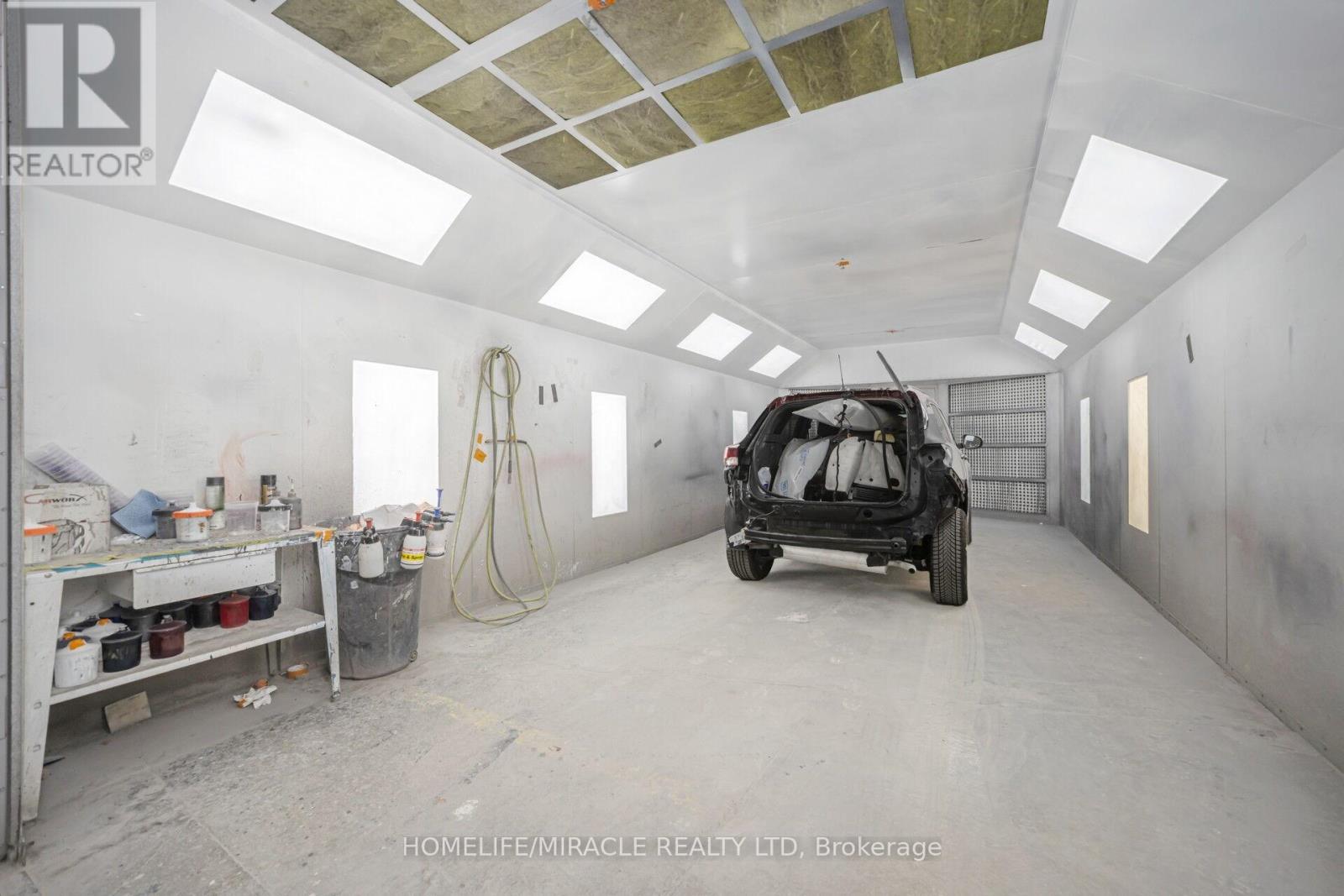 42 Stafford Drive, Brampton, Ontario  L6W 1L4 - Photo 29 - W12669454