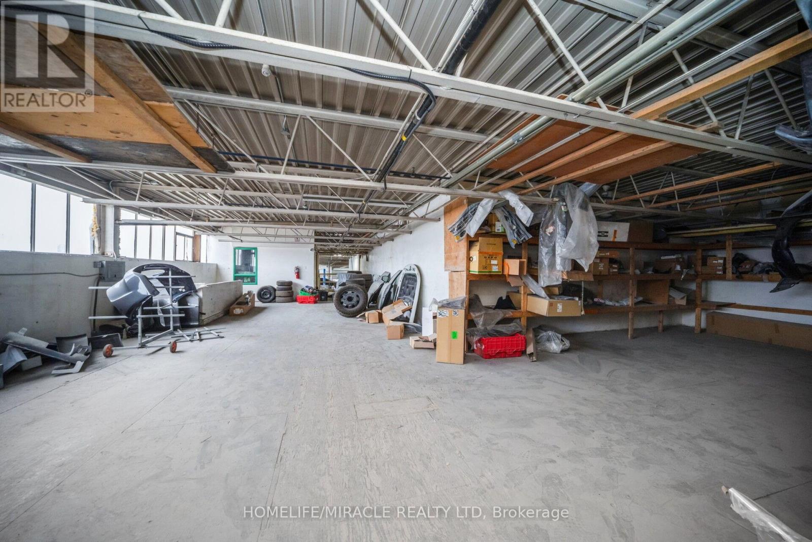 42 Stafford Drive, Brampton, Ontario  L6W 1L4 - Photo 41 - W12669454