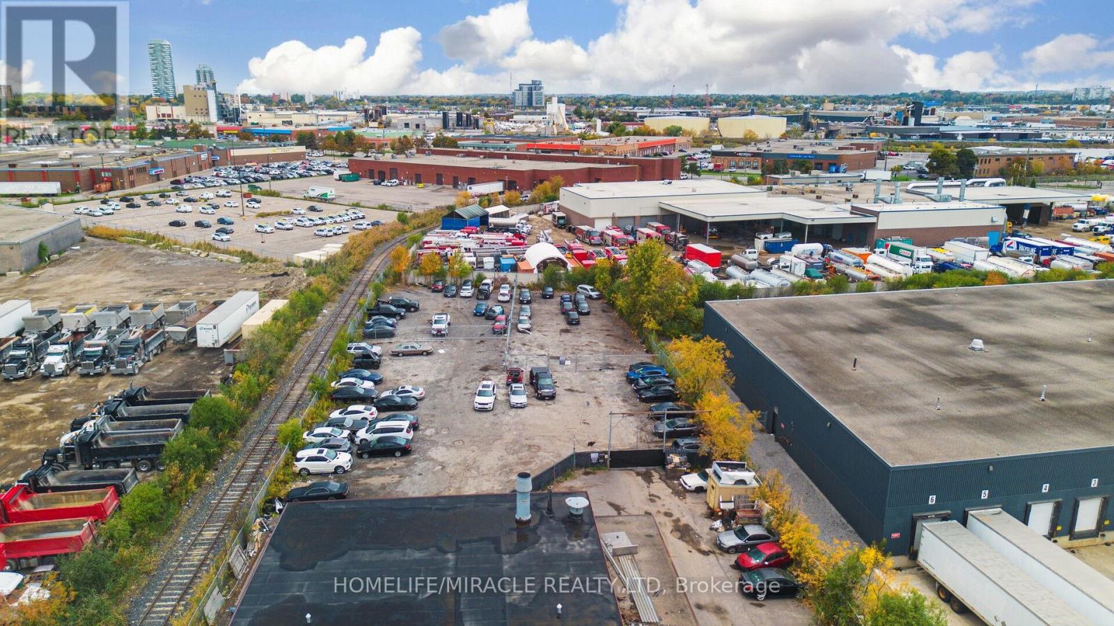 42 Stafford Drive, Brampton, Ontario  L6W 1L4 - Photo 47 - W12669454