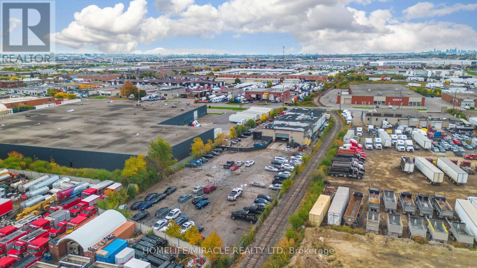 42 Stafford Drive, Brampton, Ontario  L6W 1L4 - Photo 50 - W12669454