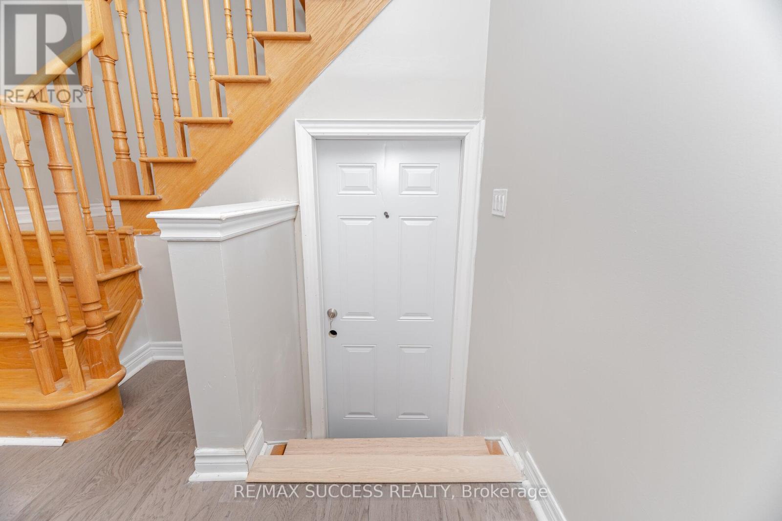 3056 Doyle Street, Mississauga, Ontario  L5M 0M9 - Photo 38 - W12669482