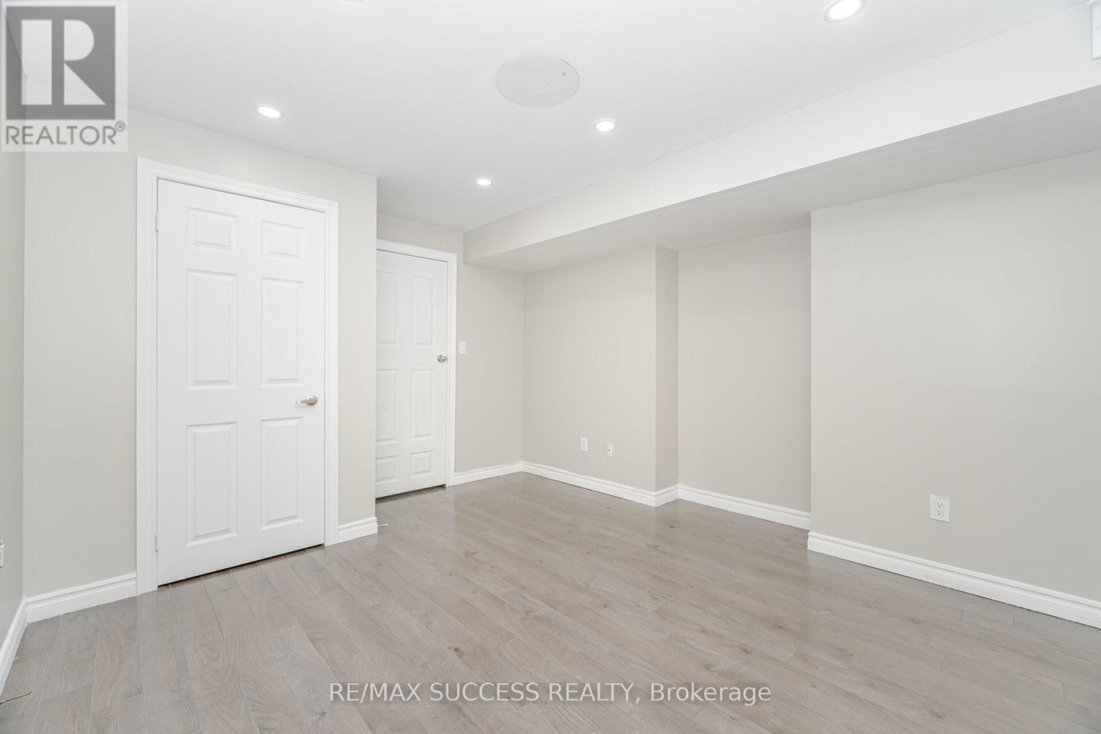3056 Doyle Street, Mississauga, Ontario  L5M 0M9 - Photo 45 - W12669482