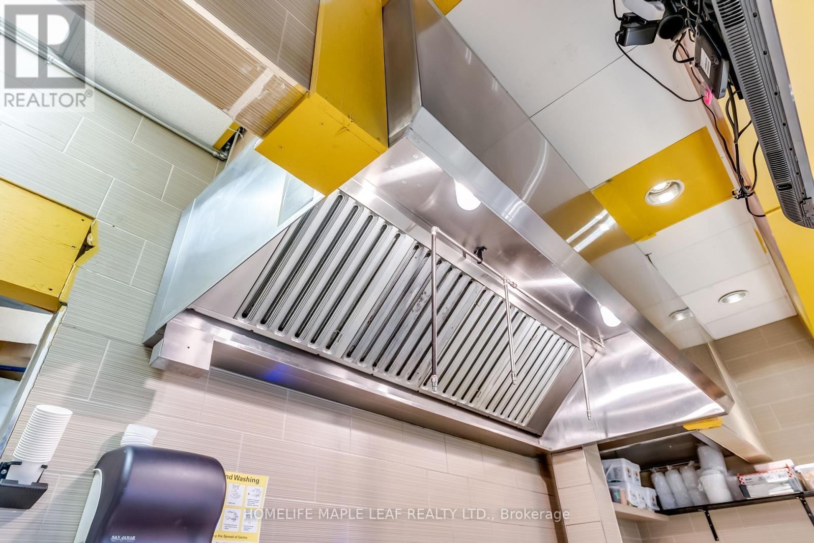 3 - 2930 Islington Avenue, Toronto, Ontario  M9L 2K5 - Photo 24 - W12669516