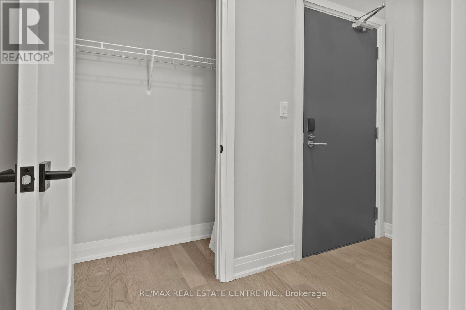 111 - 3265 Carding Mill Trail, Oakville, Ontario  L6M 0W6 - Photo 18 - W12669548