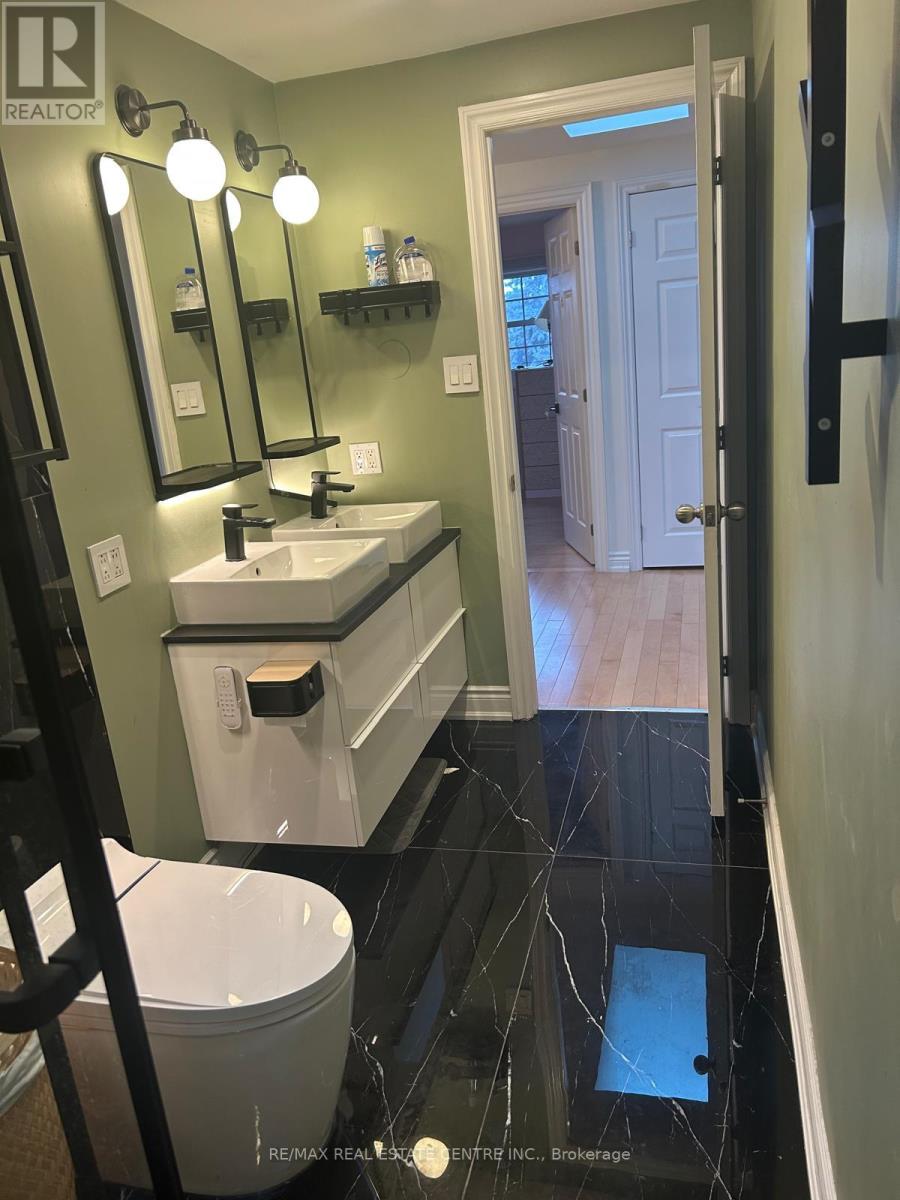 874 Childs Drive, Milton, Ontario  L9T 4J6 - Photo 20 - W12669556