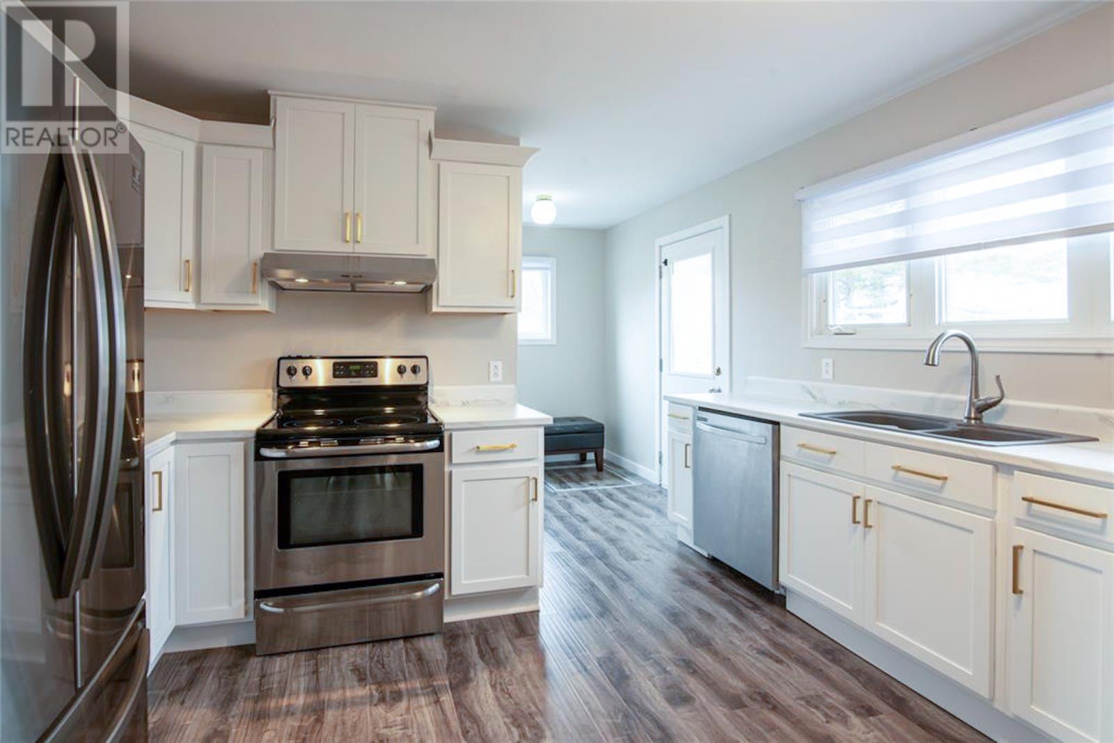 63 Macdonald Drive, Gander, Newfoundland & Labrador  A1V 1G1 - Photo 9 - 1293506