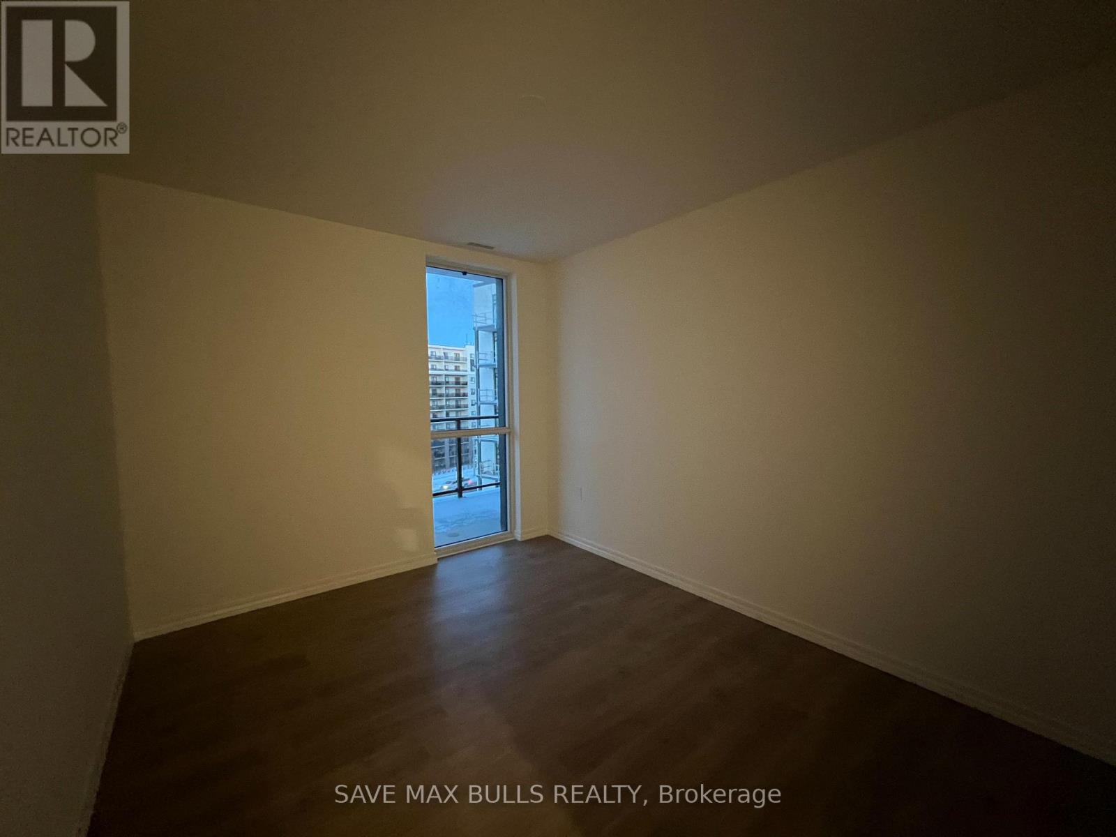 604 - 1098 Paisley Road, Guelph, Ontario  N1K 0E3 - Photo 15 - X12669362