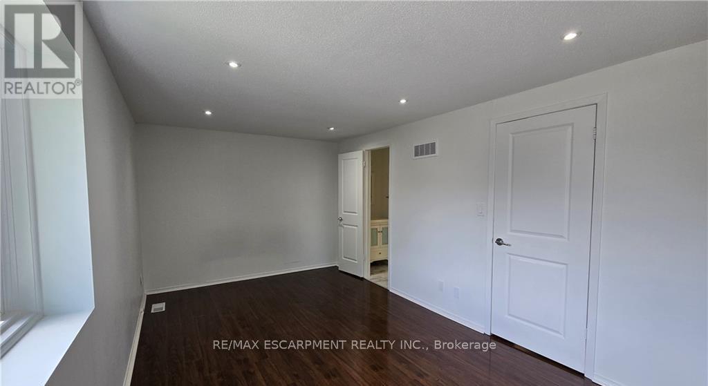 27 - 77 Linwell Road, St. Catharines, Ontario  L2N 6R1 - Photo 25 - X12669486