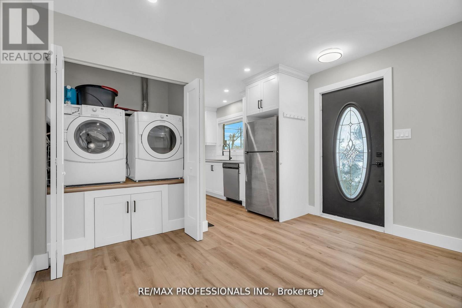 Upper - 139 Byron Avenue, Kitchener, Ontario  N2C 1Z7 - Photo 18 - X12669558