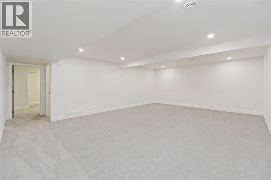 7007 Blue Coast Heights, Plympton-Wyoming, Ontario  N0N 1E0 - Photo 35 - 25028038