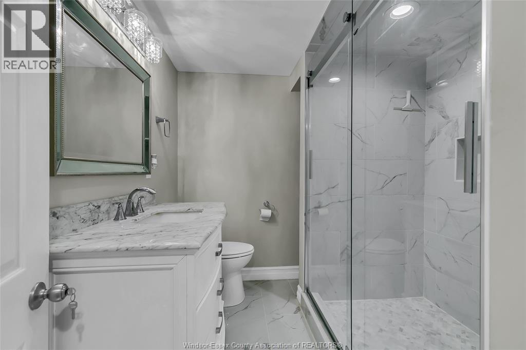 3803 Holburn, Windsor, Ontario  N9G 1R8 - Photo 24 - 26000335