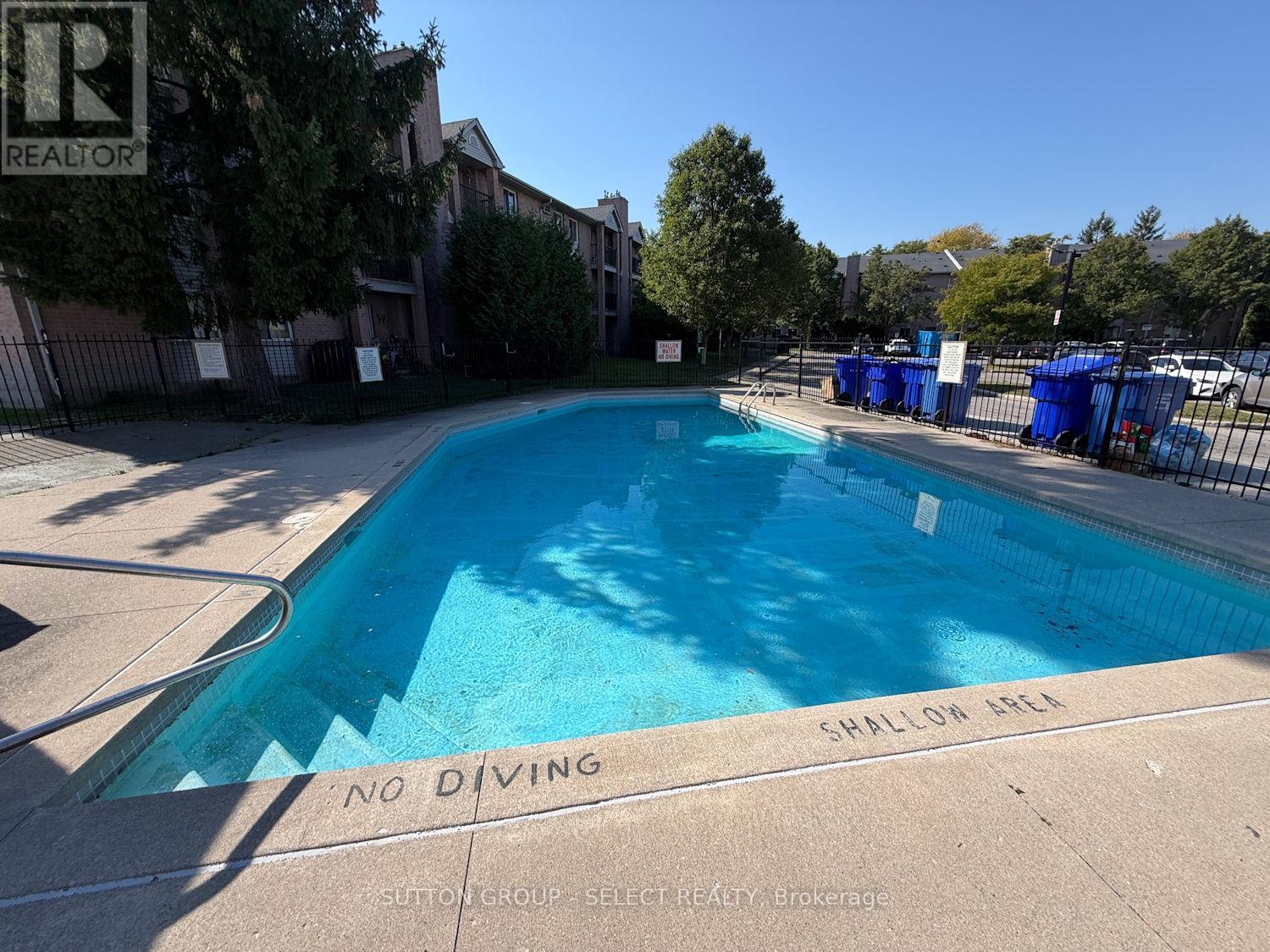 Photo 18 of 18 for 209 - 2228 Trafalgar Street