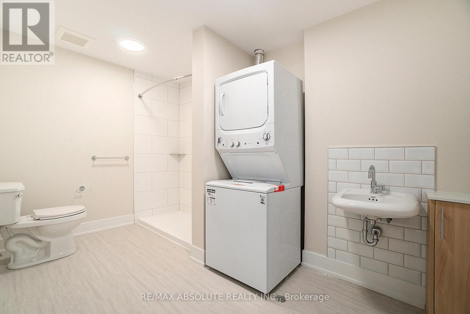 310 - 12 Thomas Street S, Arnprior, Ontario  K7S 2J1 - Photo 12 - X12669614