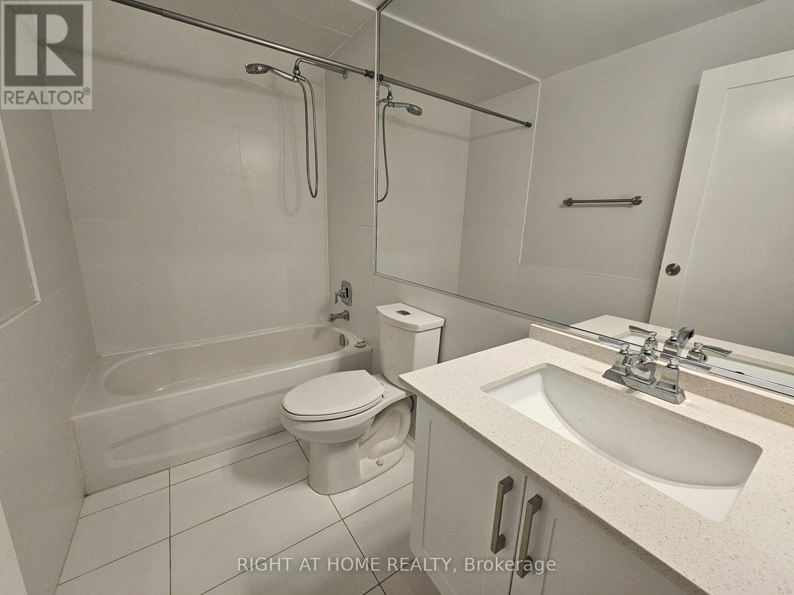 204 - 1801 Eglinton Avenue W, Toronto, Ontario  M6E 2H8 - Photo 18 - C12640118