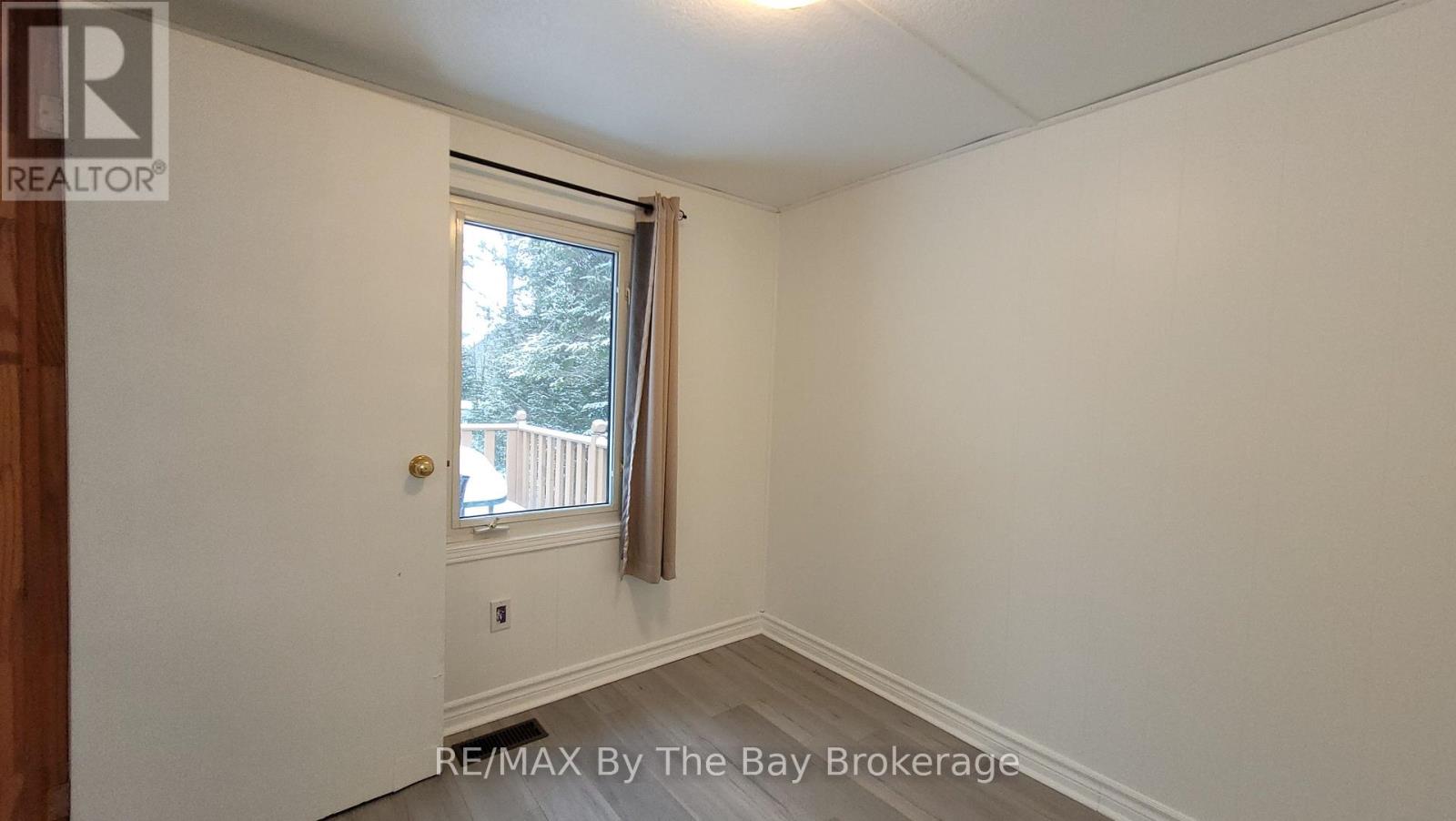 35 47th Street N, Wasaga Beach, Ontario  L9Z 1Y5 - Photo 19 - S12669688