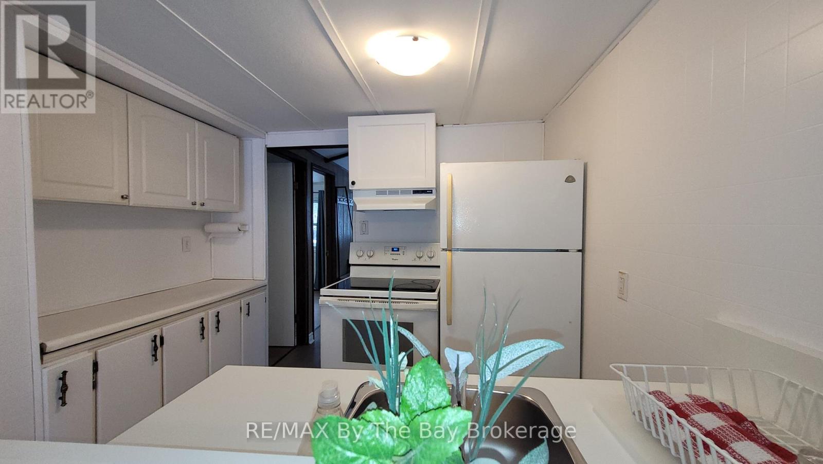 35 47th Street N, Wasaga Beach, Ontario  L9Z 1Y5 - Photo 6 - S12669688