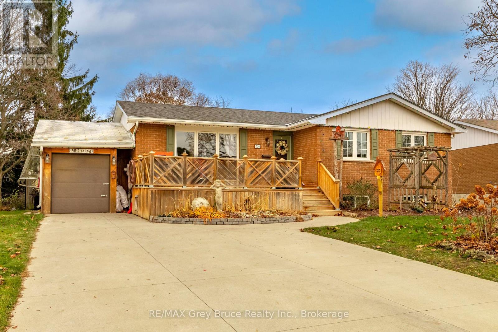 520 1ST. A STREET, Owen Sound, Ontario