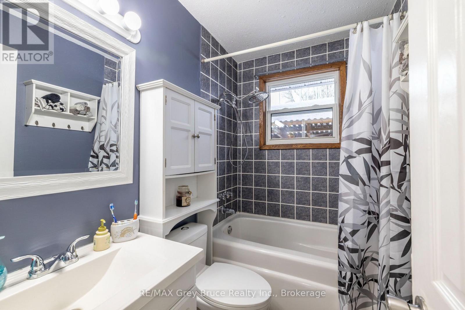 520 1st. A Street, Owen Sound, Ontario N4K 5Z5 - Photo 13 - X12669630