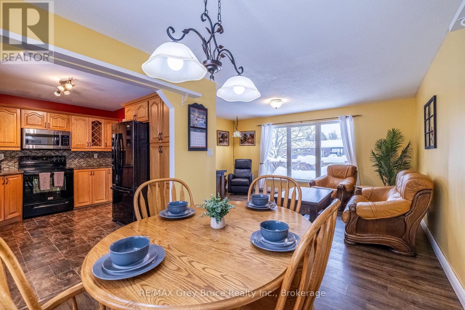 520 1st. A Street, Owen Sound, Ontario N4K 5Z5 - Photo 7 - X12669630