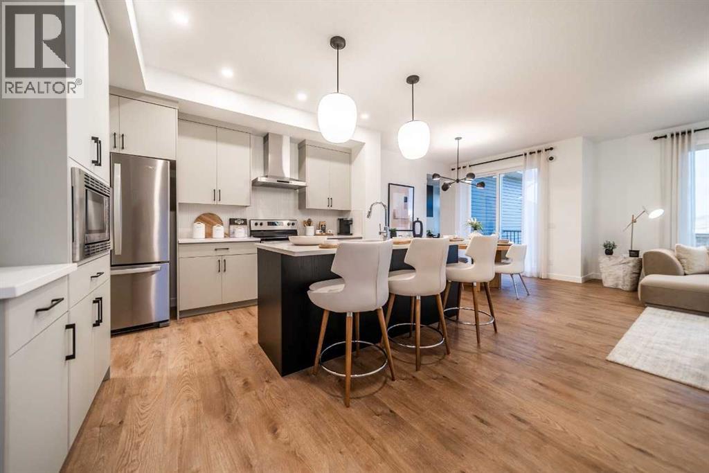 141 Southbow Drive, Cochrane, Alberta  T4C 3J9 - Photo 3 - A2257522