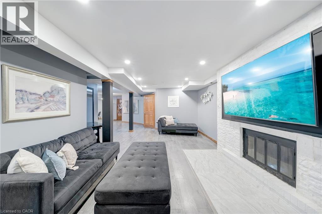 22 Caswell Drive, Hamilton, Ontario  L9C 7N2 - Photo 41 - 40796230