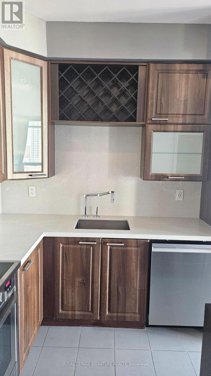 1110 - 500 Sherbourne Street, Toronto, Ontario  M4X 1L1 - Photo 7 - C12669686