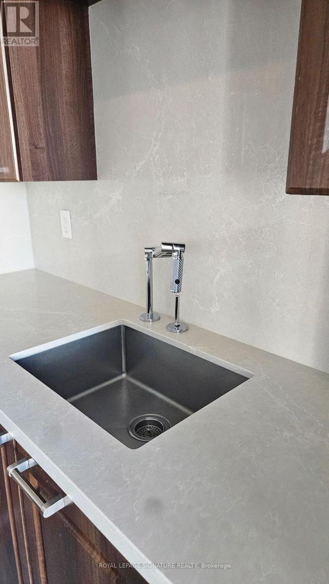 1110 - 500 Sherbourne Street, Toronto, Ontario  M4X 1L1 - Photo 8 - C12669686