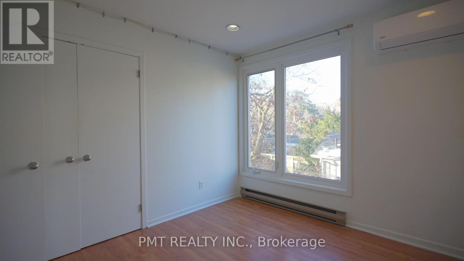 4 - 2064 Queen Street E, Toronto, Ontario  M4E 1C9 - Photo 12 - E12669650