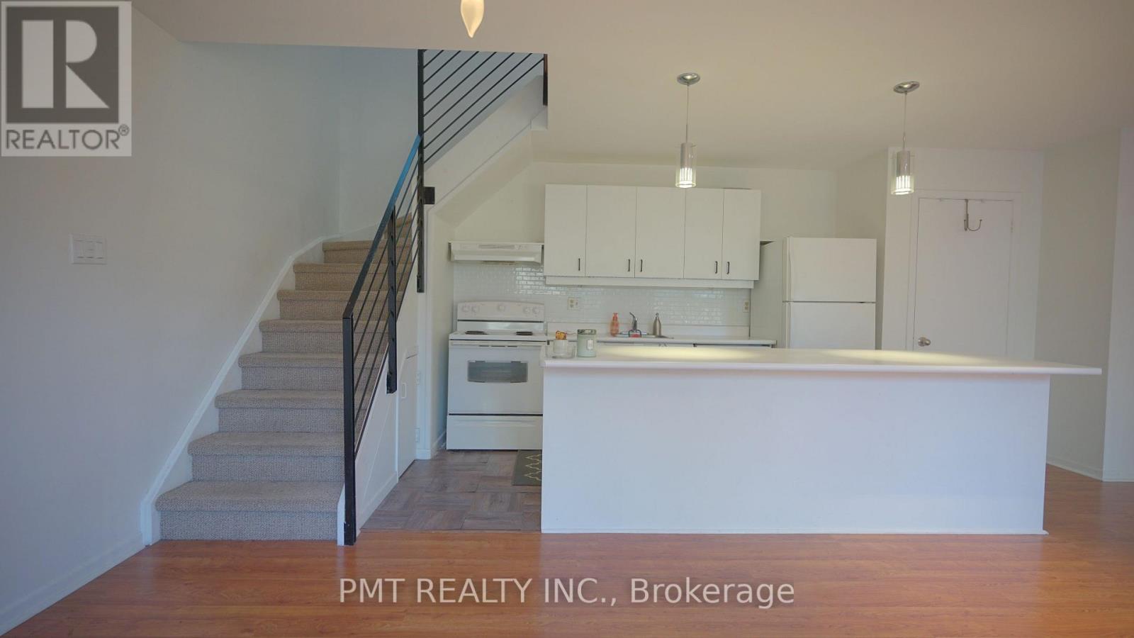 4 - 2064 Queen Street E, Toronto, Ontario  M4E 1C9 - Photo 3 - E12669650