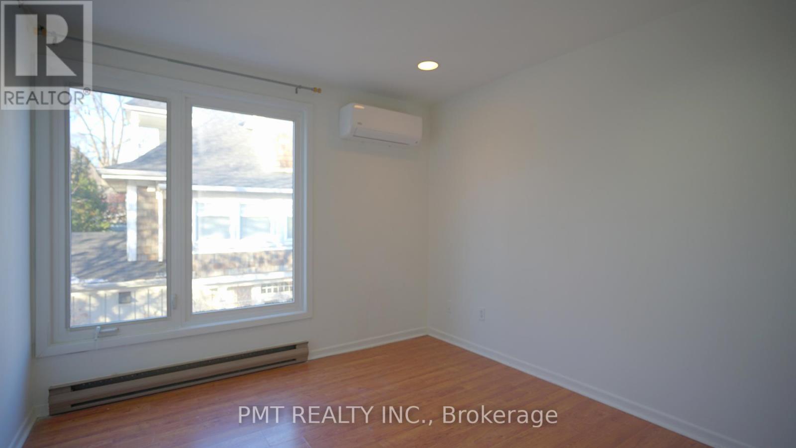 4 - 2064 Queen Street E, Toronto, Ontario  M4E 1C9 - Photo 7 - E12669650