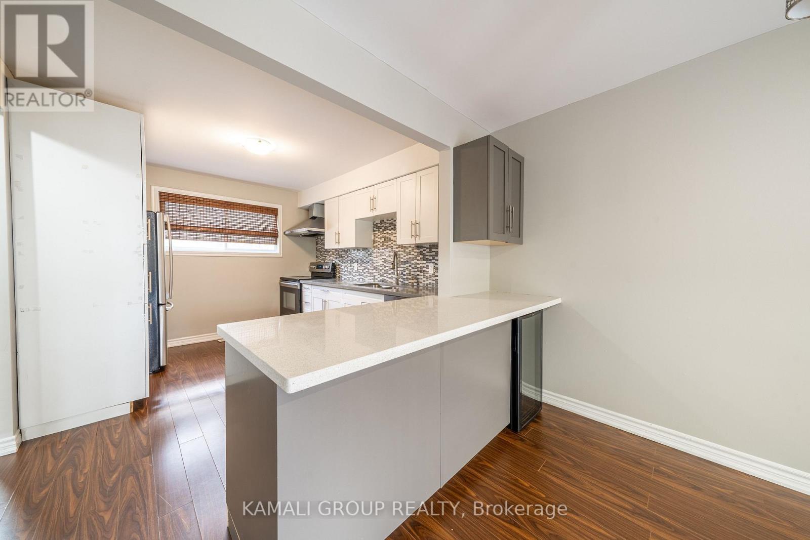 913 Carnaby Crescent, Oshawa, Ontario  L1G 2Y7 - Photo 11 - E12669656