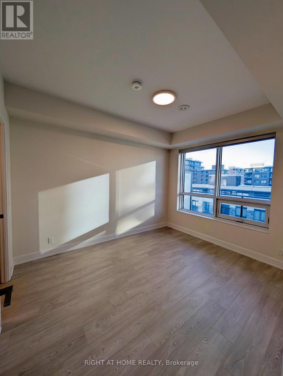 501 - 18 Water Walk Drive, Markham, Ontario L3R 6L5 - Photo 7 - N12669570