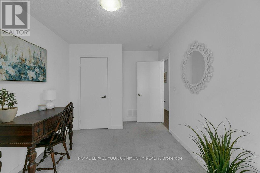 258 Harding Park Street, Newmarket, Ontario  L3Y 0E1 - Photo 32 - N12669652