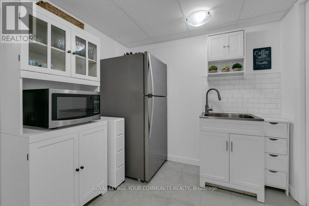 258 Harding Park Street, Newmarket, Ontario  L3Y 0E1 - Photo 40 - N12669652