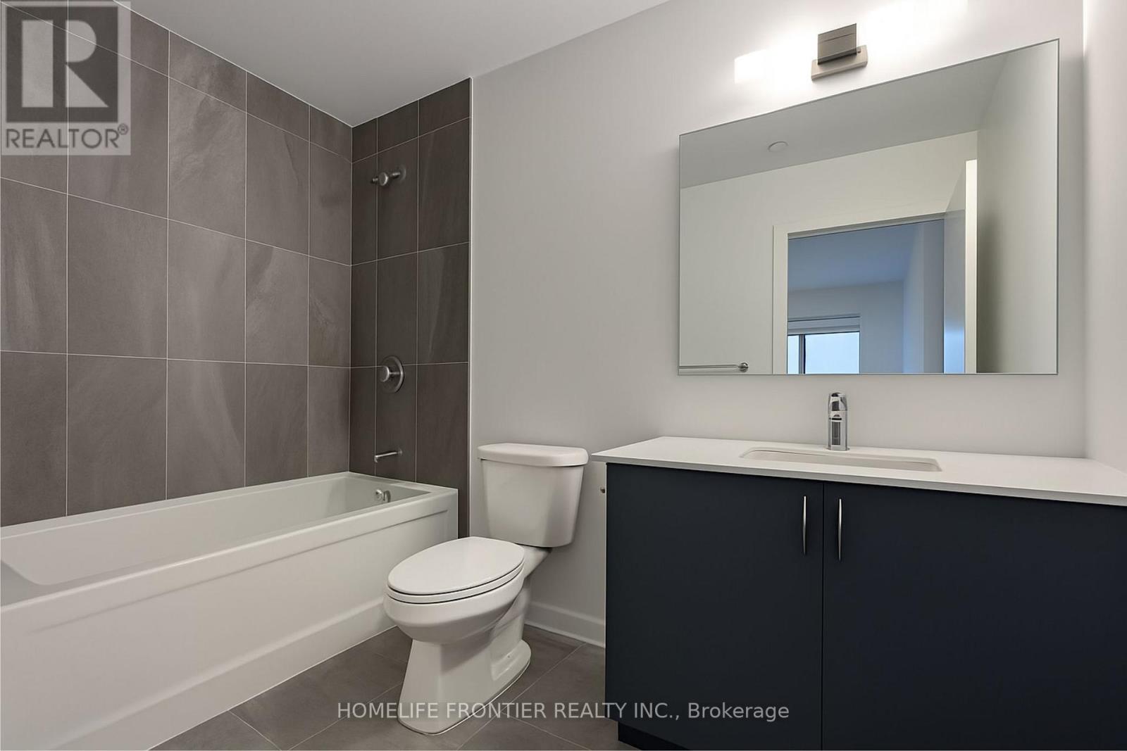 906 - 56 Lakeside Terrace, Barrie (Little Lake), Ontario  L4M 0L4 - Photo 6 - S12669586