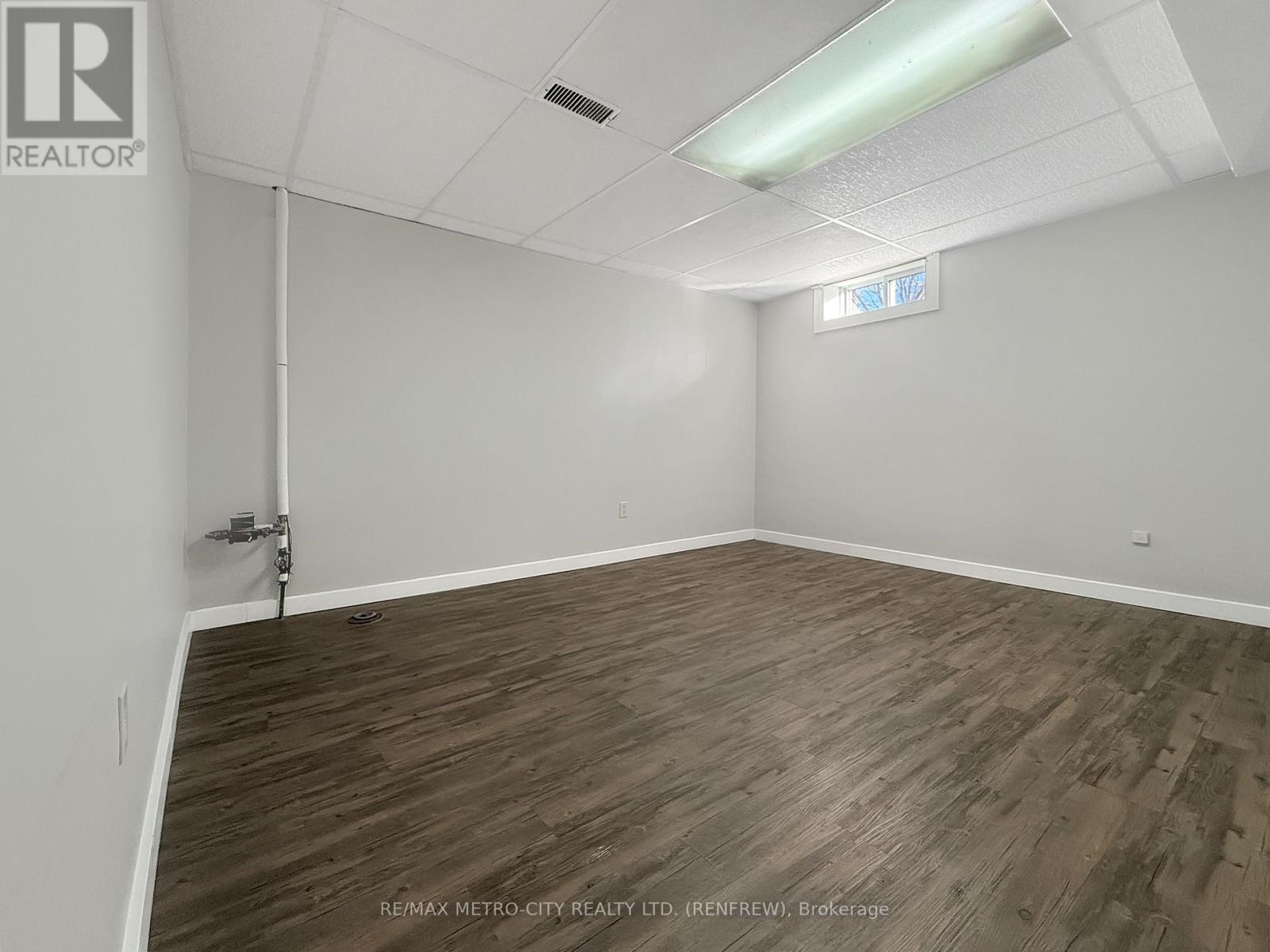 64 Mclean Street, Renfrew, Ontario  K7V 1A5 - Photo 15 - X12598750