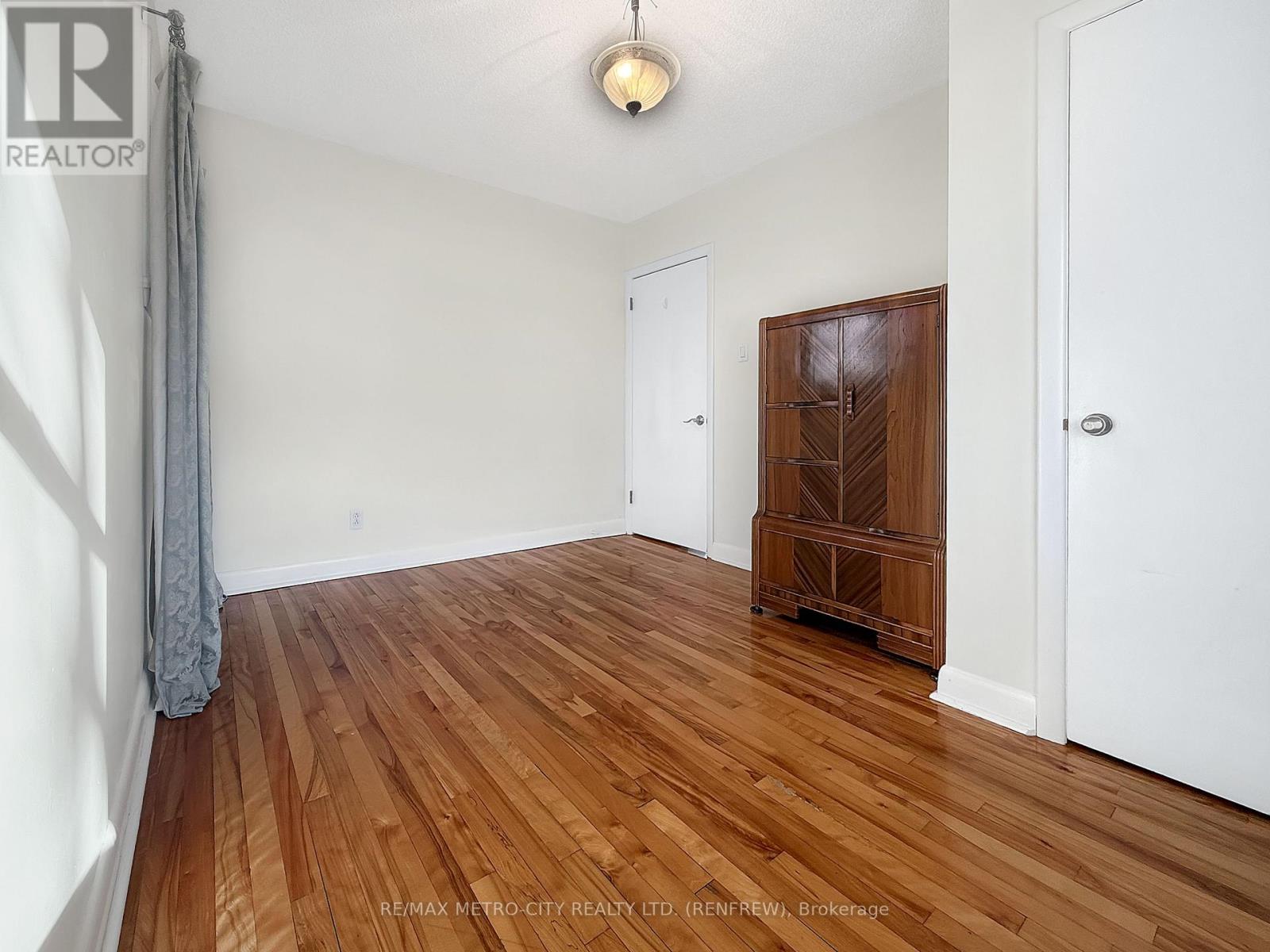 64 Mclean Street, Renfrew, Ontario  K7V 1A5 - Photo 11 - X12598750