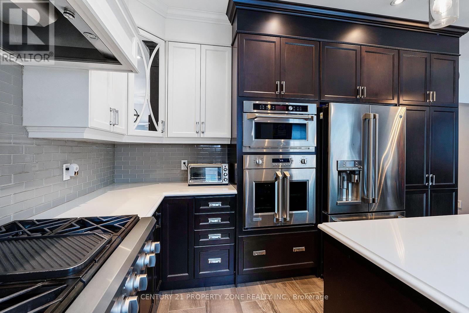 10 Spokanne Street, Brampton, Ontario  L6R 4A2 - Photo 10 - W12669568