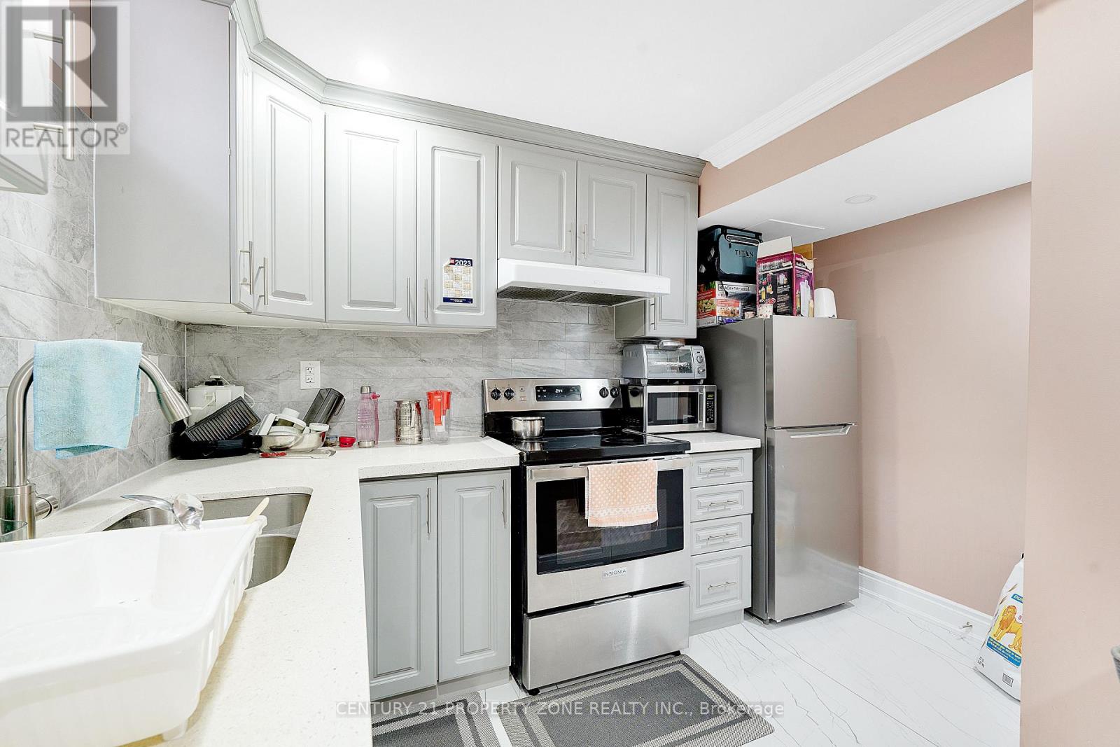 10 Spokanne Street, Brampton, Ontario  L6R 4A2 - Photo 31 - W12669568