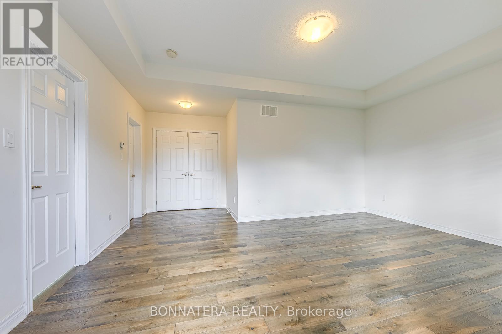 230 Jessie Caverhill Pass, Oakville, Ontario  L6M 0Z6 - Photo 22 - W12669574